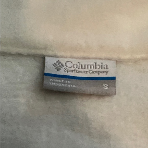Columbia Women's Cream fleece Jacket - Picture 2 of 5